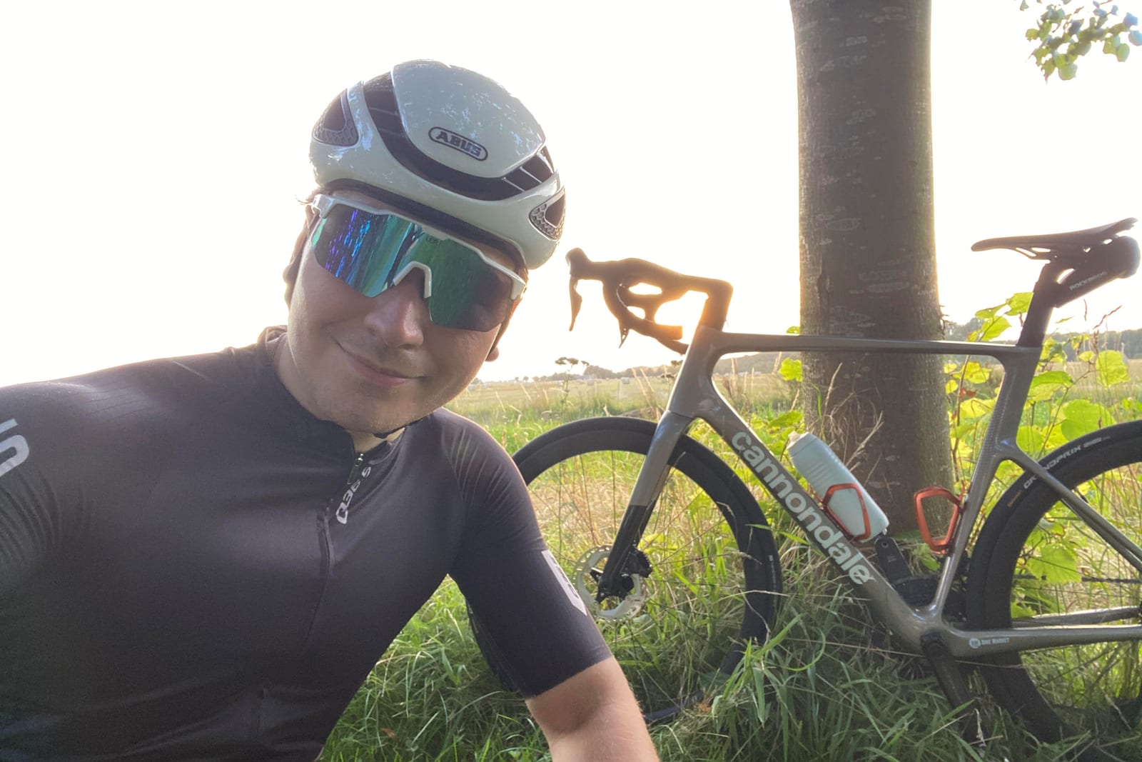 Ludwig Siebenbürgen mit seinem Cannondale-Rennrad